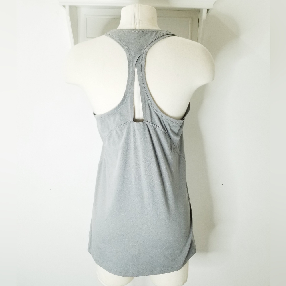 Athleta Limitless Keyhole Tank in Gray Heather Sz M - Picture 4 of 11